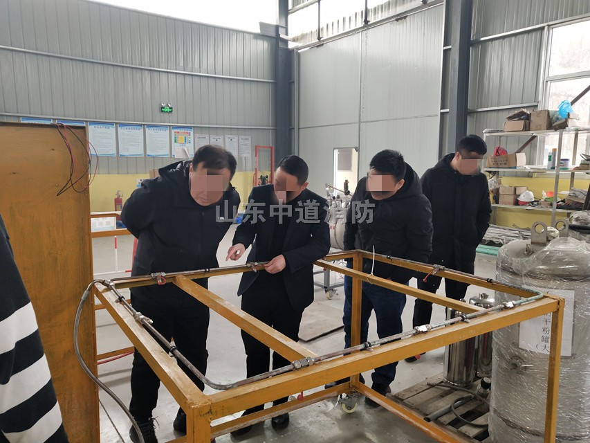 山西煤矿井下压风设备采用5112全氟己酮探火管式自动灭火装置的优势